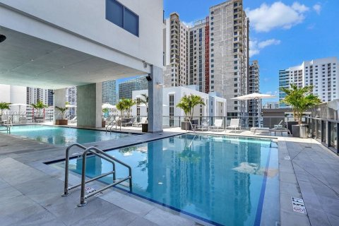 Condominio en venta en Miami, Florida, 43.29 m2 № 1993158 - foto 6
