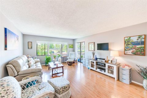 Condo in Clearwater, Florida, 2 bedrooms № 2212794 - photo 6