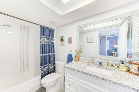 Condo in Clearwater, Florida, 2 bedrooms № 2212794 - photo 22