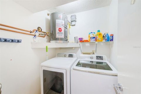 Condo in Clearwater, Florida, 2 bedrooms № 2212794 - photo 20