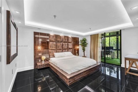 Condominio en venta en Miami, Florida, 2 dormitorios, 111.2 m2 № 1979951 - foto 9