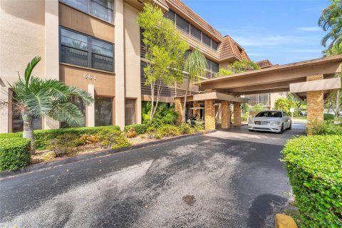 Condominio en venta en Miami, Florida, 2 dormitorios, 111.2 m2 № 1979951 - foto 20