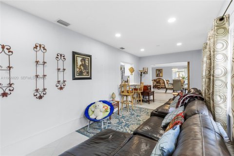 Casa en venta en Plantation, Florida, 2 dormitorios, 161.19 m2 № 2010676 - foto 18