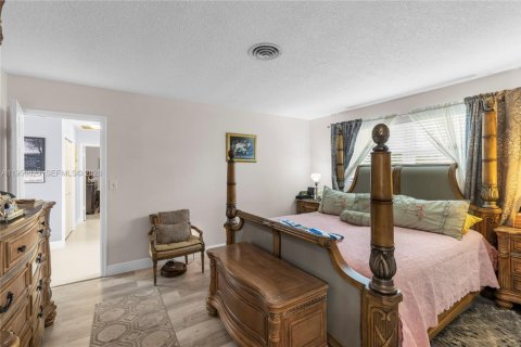 Casa en venta en Plantation, Florida, 2 dormitorios, 161.19 m2 № 2010676 - foto 28