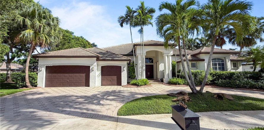 Casa en Weston, Florida 5 dormitorios, 372.17 m2 № 1887701