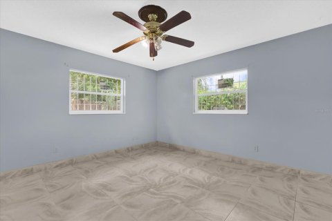 Villa ou maison à vendre à Orlando, Floride: 4 chambres, 142.7 m2 № 1806842 - photo 16
