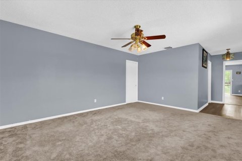 Villa ou maison à vendre à Orlando, Floride: 4 chambres, 142.7 m2 № 1806842 - photo 11