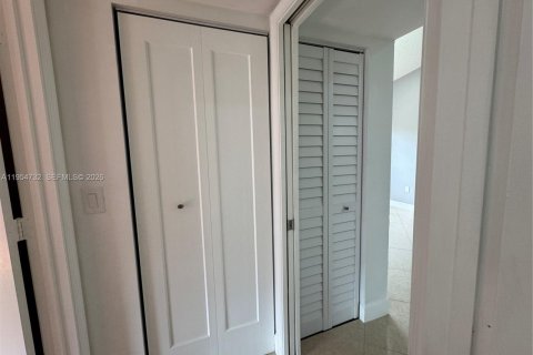 Condominio en alquiler en Miramar, Florida, 1 dormitorio, 65.03 m2 № 2020216 - foto 28