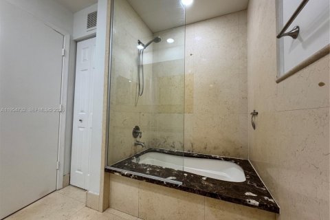 Condominio en alquiler en Miramar, Florida, 1 dormitorio, 65.03 m2 № 2020216 - foto 27