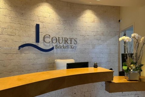 Condominio en alquiler en Miami, Florida, 1 dormitorio, 80.17 m2 № 2043715 - foto 26