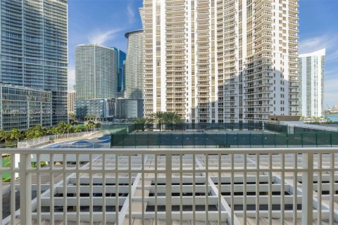 Condominio en alquiler en Miami, Florida, 1 dormitorio, 80.17 m2 № 2043715 - foto 14