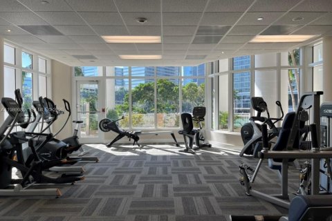 Condominio en alquiler en Miami, Florida, 1 dormitorio, 80.17 m2 № 2043715 - foto 30