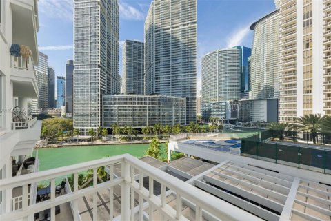 Condominio en alquiler en Miami, Florida, 1 dormitorio, 80.17 m2 № 2043715 - foto 15
