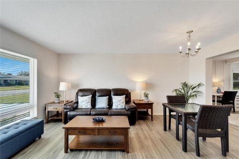 Casa en venta en Sun City Center, Florida, 2 dormitorios, 113.43 m2 № 2386403 - foto 13