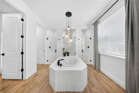 Villa ou maison à vendre à Wesley Chapel, Floride: 5 chambres, 321.53 m2 № 2313301 - photo 15