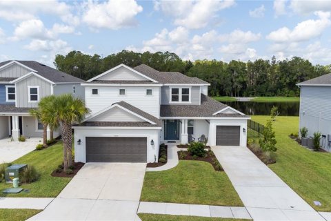 Villa ou maison à vendre à Wesley Chapel, Floride: 5 chambres, 321.53 m2 № 2313301 - photo 2