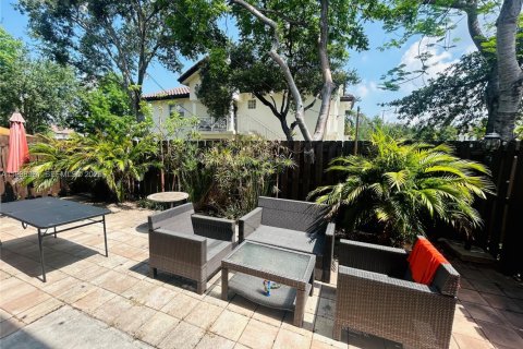 Villa ou maison à louer à Doral, Floride: 4 chambres, 205.96 m2 № 2051471 - photo 20