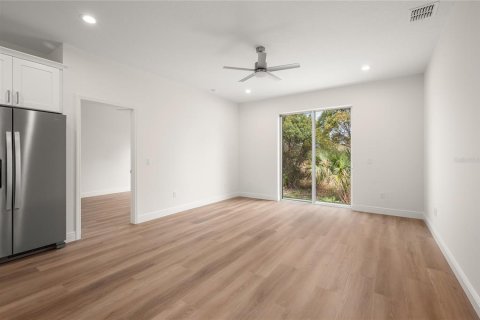 Casa en venta en Osteen, Florida, 3 dormitorios, 137.77 m2 № 2215132 - foto 13