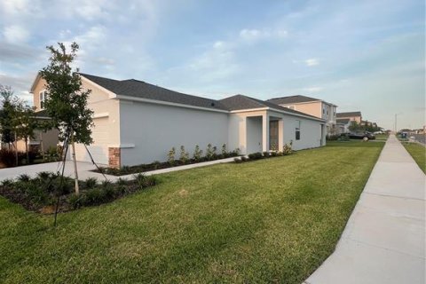 Villa ou maison à louer à Haines City, Floride: 3 chambres, 135.36 m2 № 2430840 - photo 3