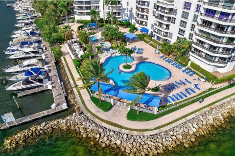 Купить кондоминиум в Авентура, Флорида 2 спальни, 101.36м2, № 1997832 - фото 19