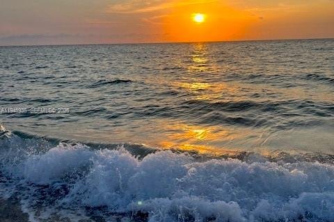 Copropriété à vendre à Hollywood, Floride: 2 chambres, 119.57 m2 № 2002541 - photo 20