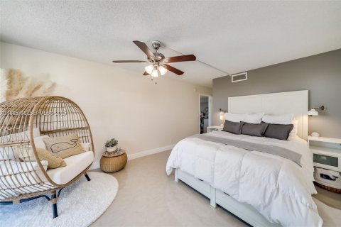 Copropriété à vendre à Hollywood, Floride: 2 chambres, 119.57 m2 № 2002541 - photo 14