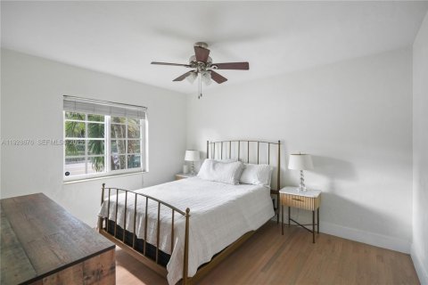 Купить виллу или дом в Майами-Шорс, Флорида 3 спальни, 140.75м2, № 1986970 - фото 19