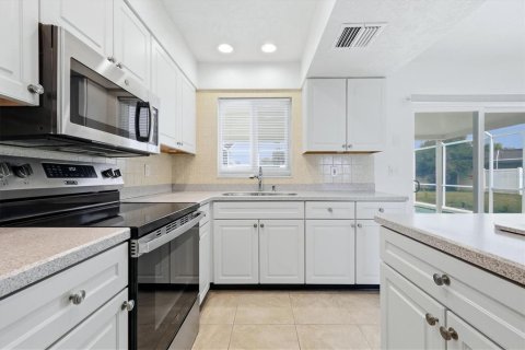 Villa ou maison à vendre à Port Charlotte, Floride: 2 chambres, 106.84 m2 № 2396724 - photo 18