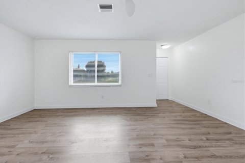Villa ou maison à vendre à Port Charlotte, Floride: 2 chambres, 106.84 m2 № 2396724 - photo 13