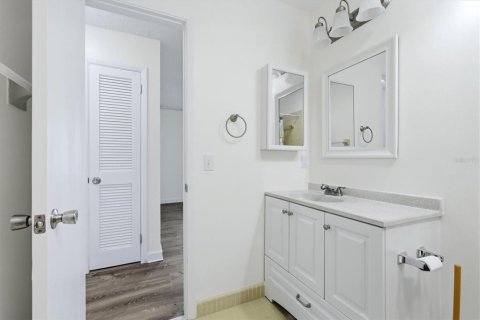 Villa ou maison à vendre à Port Charlotte, Floride: 2 chambres, 106.84 m2 № 2396724 - photo 29