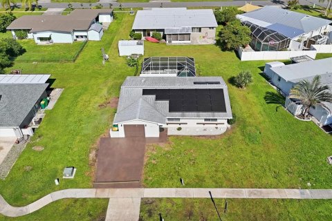 Villa ou maison à vendre à Port Charlotte, Floride: 2 chambres, 106.84 m2 № 2396724 - photo 3
