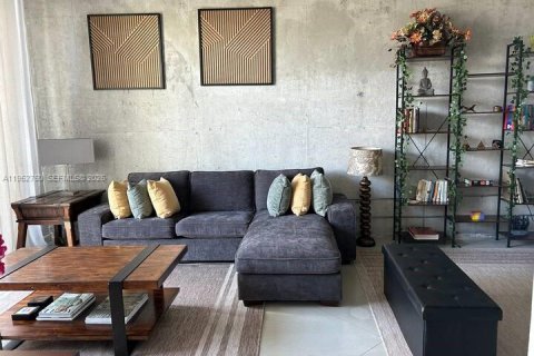 Copropriété à vendre à Miami, Floride: 1 chambre, 66.43 m2 № 2047491 - photo 2