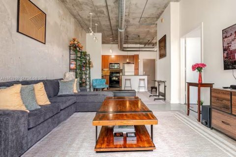 Copropriété à vendre à Miami, Floride: 1 chambre, 66.43 m2 № 2047491 - photo 6