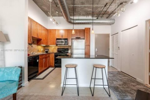 Copropriété à vendre à Miami, Floride: 1 chambre, 66.43 m2 № 2047491 - photo 11