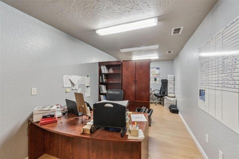 Immobilier commercial à vendre à Orlando, Floride: 380.81 m2 № 2424108 - photo 11