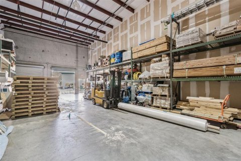 Immobilier commercial à vendre à Orlando, Floride: 380.81 m2 № 2424108 - photo 18