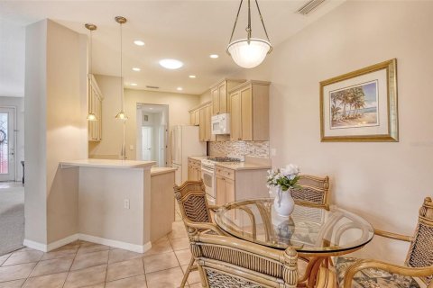 Casa en venta en Sarasota, Florida, 2 dormitorios, 185.53 m2 № 1719509 - foto 12