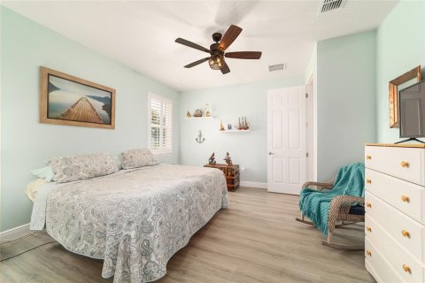House in Ocala, Florida 3 bedrooms, 261.43 sq.m. № 1870655 - photo 15