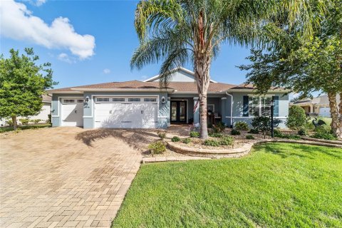 House in Ocala, Florida 3 bedrooms, 261.43 sq.m. № 1870655 - photo 2