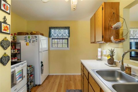 House in Port Charlotte, Florida 3 bedrooms, 82.5 sq.m. № 1761529 - photo 10