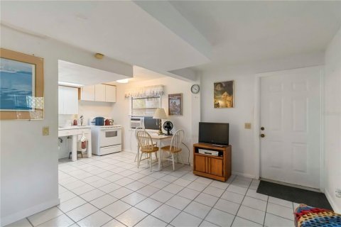 House in Port Charlotte, Florida 3 bedrooms, 82.5 sq.m. № 1761529 - photo 22