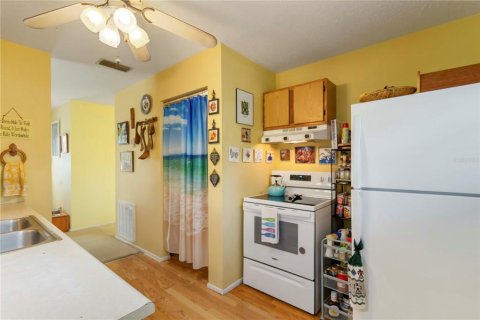 House in Port Charlotte, Florida 3 bedrooms, 82.5 sq.m. № 1761529 - photo 12