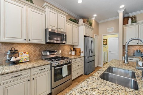House in Bradenton, Florida 2 bedrooms, 173.08 sq.m. № 1679983 - photo 7