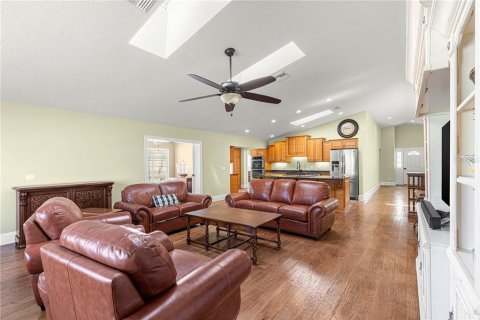 House in Ocala, Florida 2 bedrooms, 254.55 sq.m. № 1608157 - photo 20
