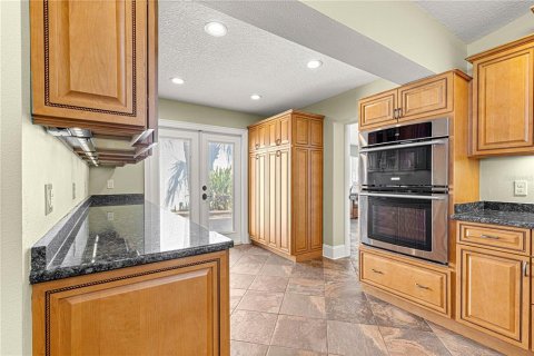 House in Ocala, Florida 2 bedrooms, 254.55 sq.m. № 1608157 - photo 11