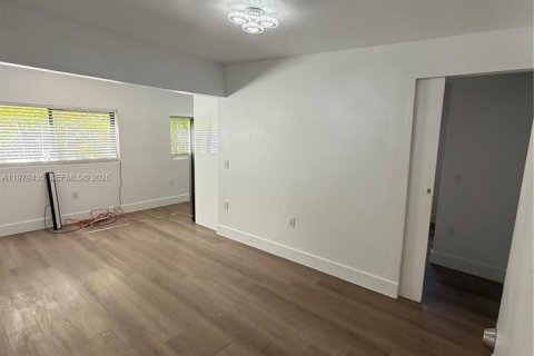 Apartamento en Miami, Florida 2 dormitorios № 2079855