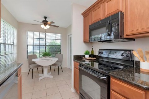 Touwnhouse à vendre à Tampa, Floride: 3 chambres, 181.81 m2 № 1745248 - photo 12
