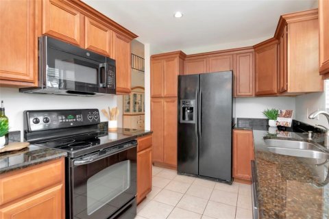 Touwnhouse à vendre à Tampa, Floride: 3 chambres, 181.81 m2 № 1745248 - photo 13