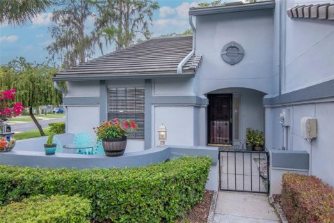 Touwnhouse à vendre à Tampa, Floride: 3 chambres, 181.81 m2 № 1745248 - photo 1