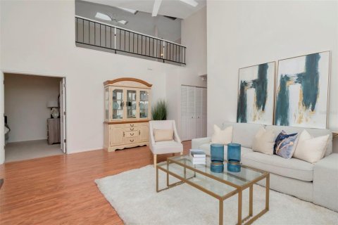 Touwnhouse à vendre à Tampa, Floride: 3 chambres, 181.81 m2 № 1745248 - photo 8